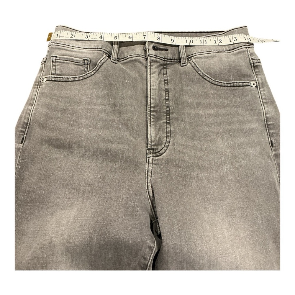 👖 Express Gray High Rise Straight Leg Jeans with Raw Hem | Size 8 AA14 - Picture 4 of 7